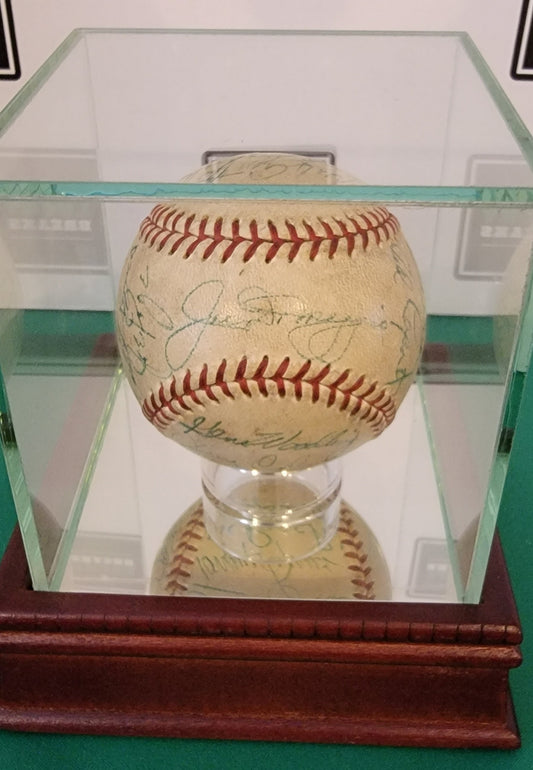 1949 new york yankees world series champions signed baseball JSA certified  autographed baseball 1800x4000